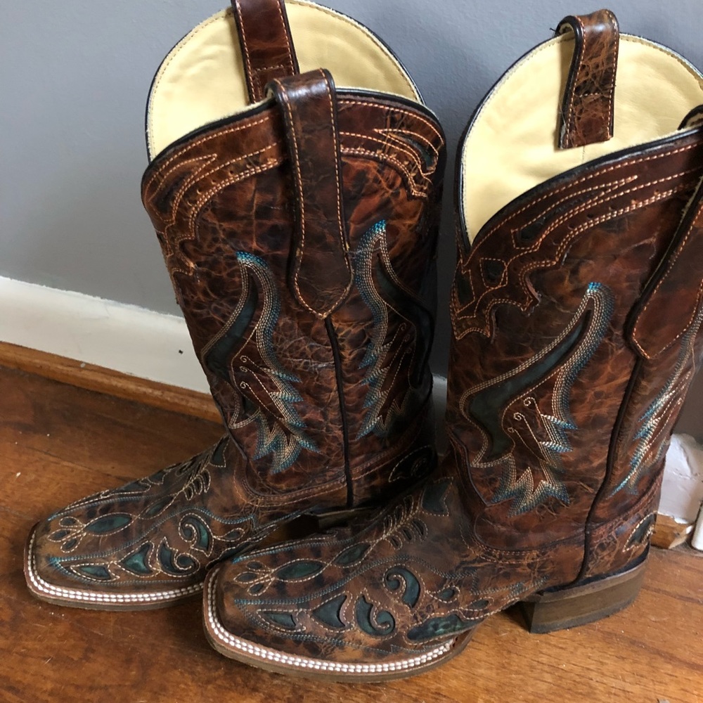 Corral women’s square toe boot